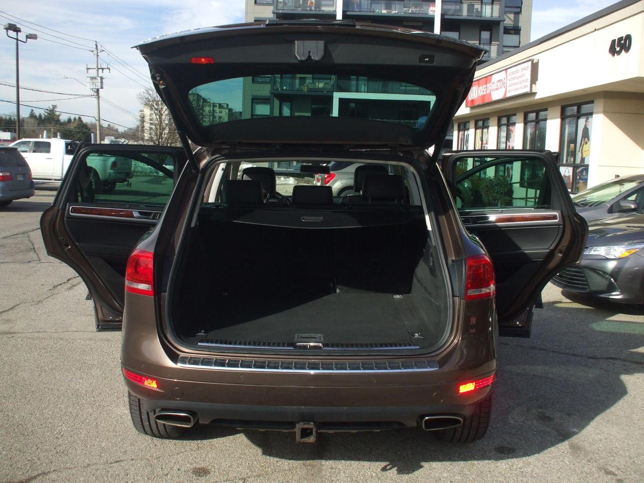 2012 Volkswagen Touareg TDI,Highline,AWD,Certified,Leather,GPS,Sunroof,Fog - Photo #23