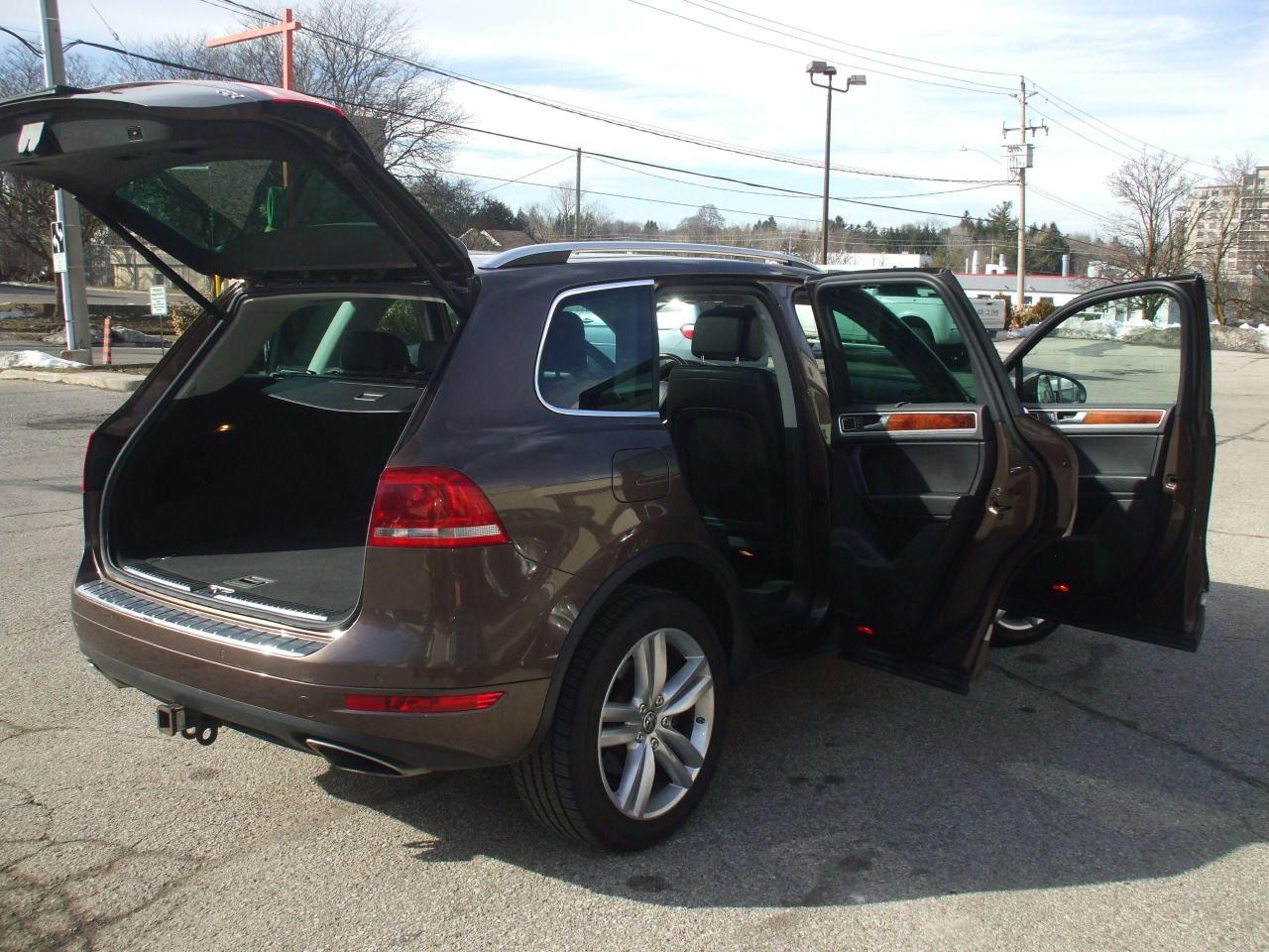 2012 Volkswagen Touareg TDI,Highline,AWD,Certified,Leather,GPS,Sunroof,Fog - Photo #24