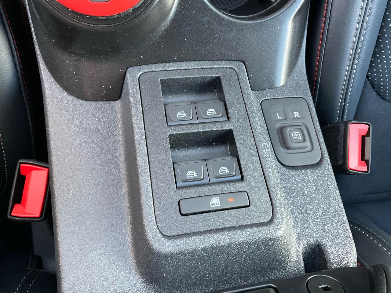 2023 Ford Bronco Raptor Photo5