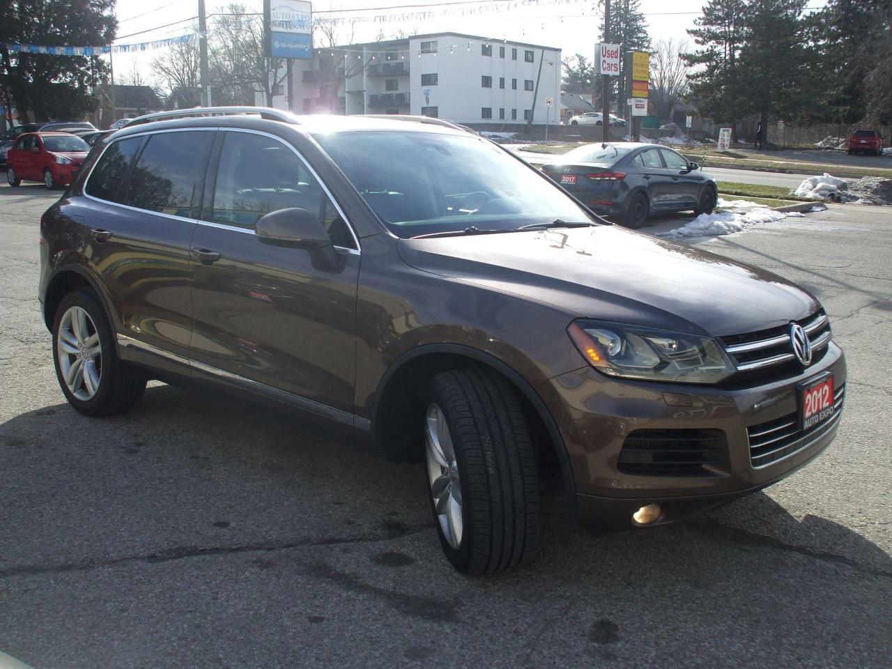 2012 Volkswagen Touareg TDI,Highline,AWD,Certified,Leather,GPS,Sunroof,Fog