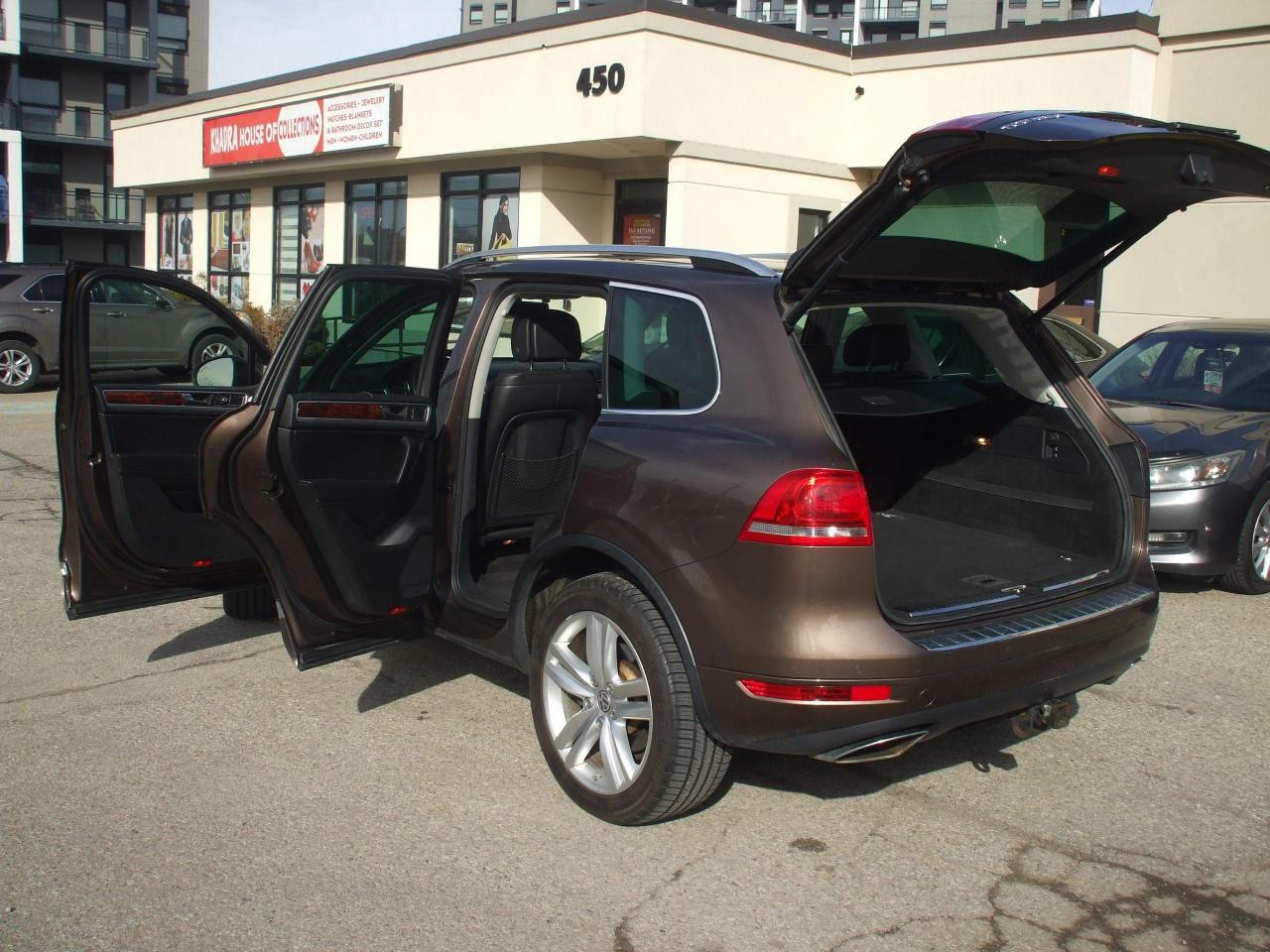 2012 Volkswagen Touareg TDI,Highline,AWD,Certified,Leather,GPS,Sunroof,Fog