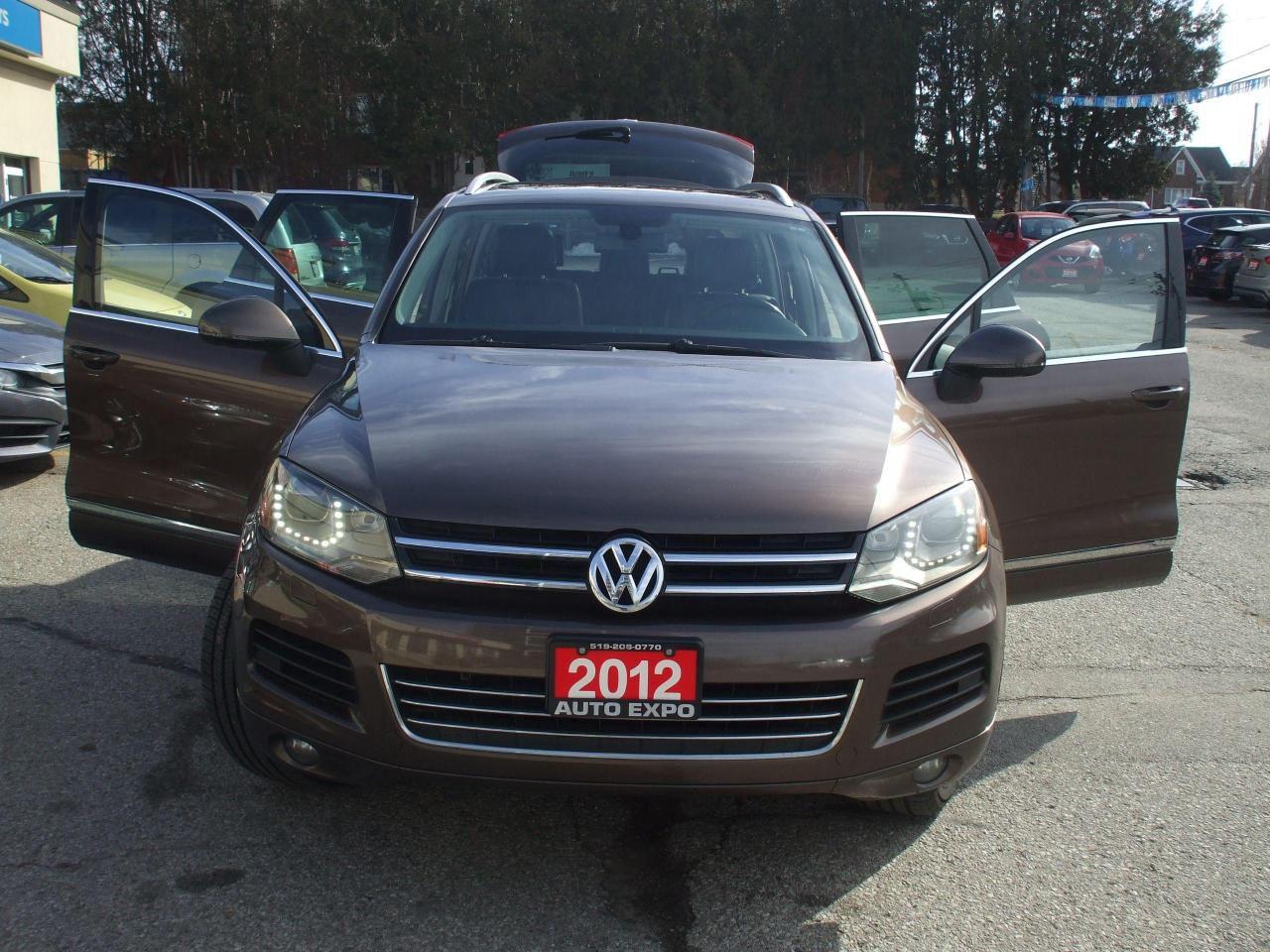 2012 Volkswagen Touareg TDI,Highline,AWD,Certified,Leather,GPS,Sunroof,Fog