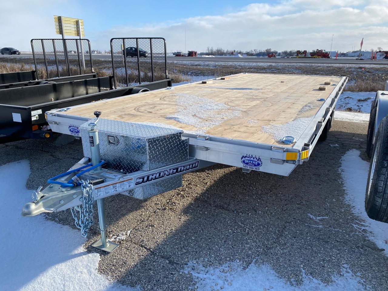 2024 Stronghaul Trailer 101" x 20' Deckover Photo5