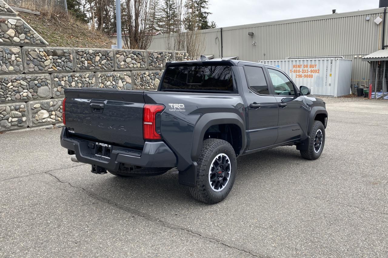 2024 Toyota Tacoma DOUBLE CAB TRD OFF ROAD Photo