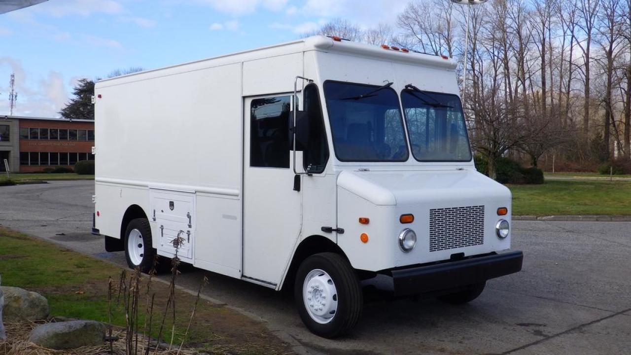 Used 2006 Morgan Olson Workhorse W42 Step Van Rear Workshop for sale in Burnaby, BC