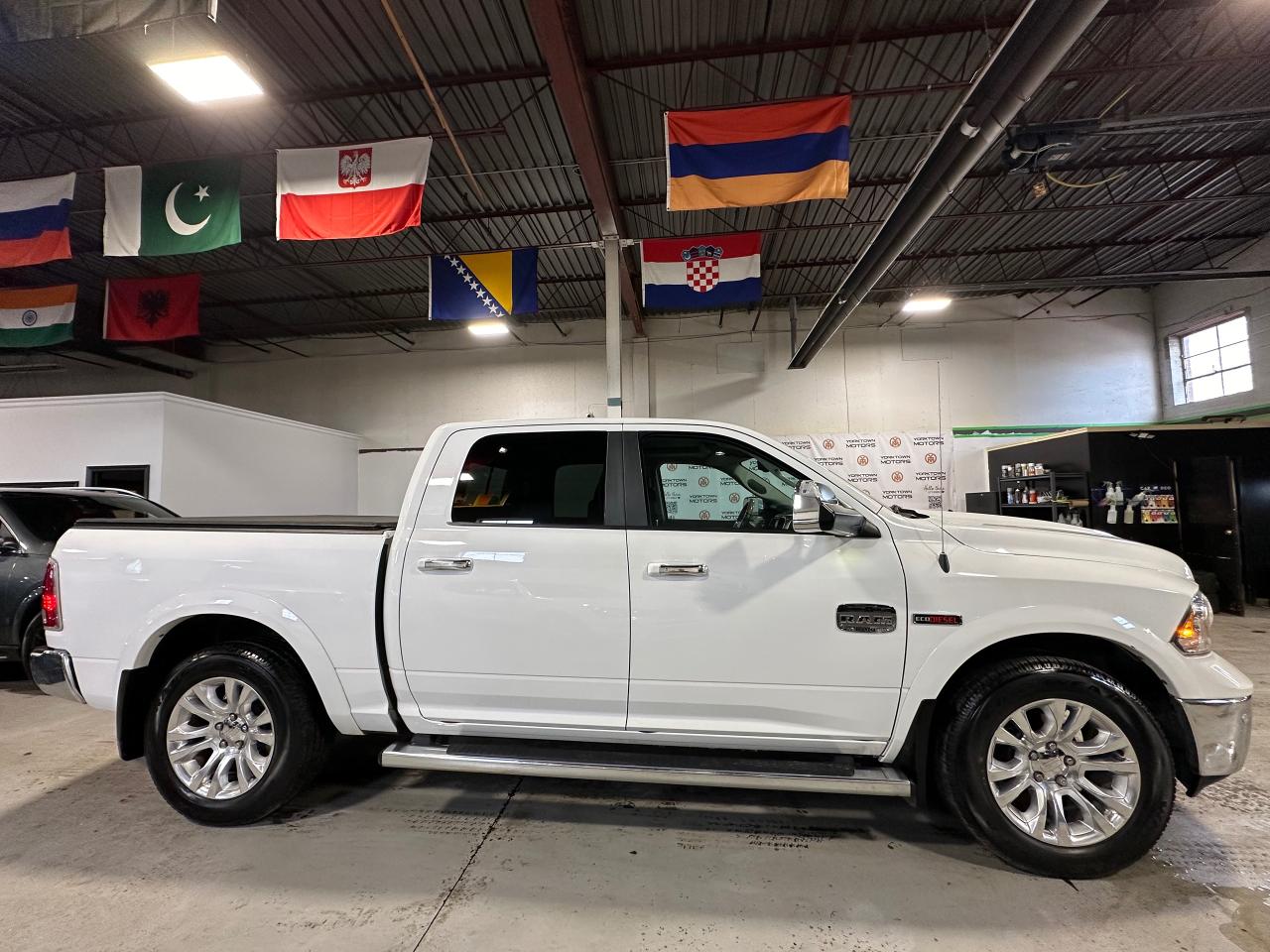 2016 RAM 1500 LARAMIE LONGHORN | MSRP 74,281 NO ACCIDENTS - Photo #8