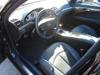 2009 Mercedes-Benz E-Class DIESEL/ SHOWROOM CONDITION/ LOADED / ONE OWNER / - Photo #9