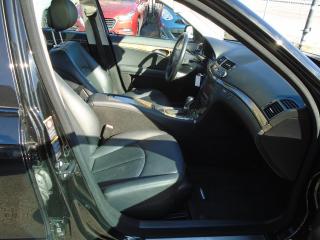 2009 Mercedes-Benz E-Class DIESEL/ SHOWROOM CONDITION/ LOADED / ONE OWNER / - Photo #17