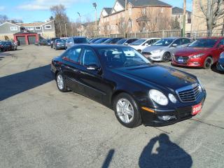 2009 Mercedes-Benz E-Class DIESEL/ SHOWROOM CONDITION/ LOADED / ONE OWNER / - Photo #3