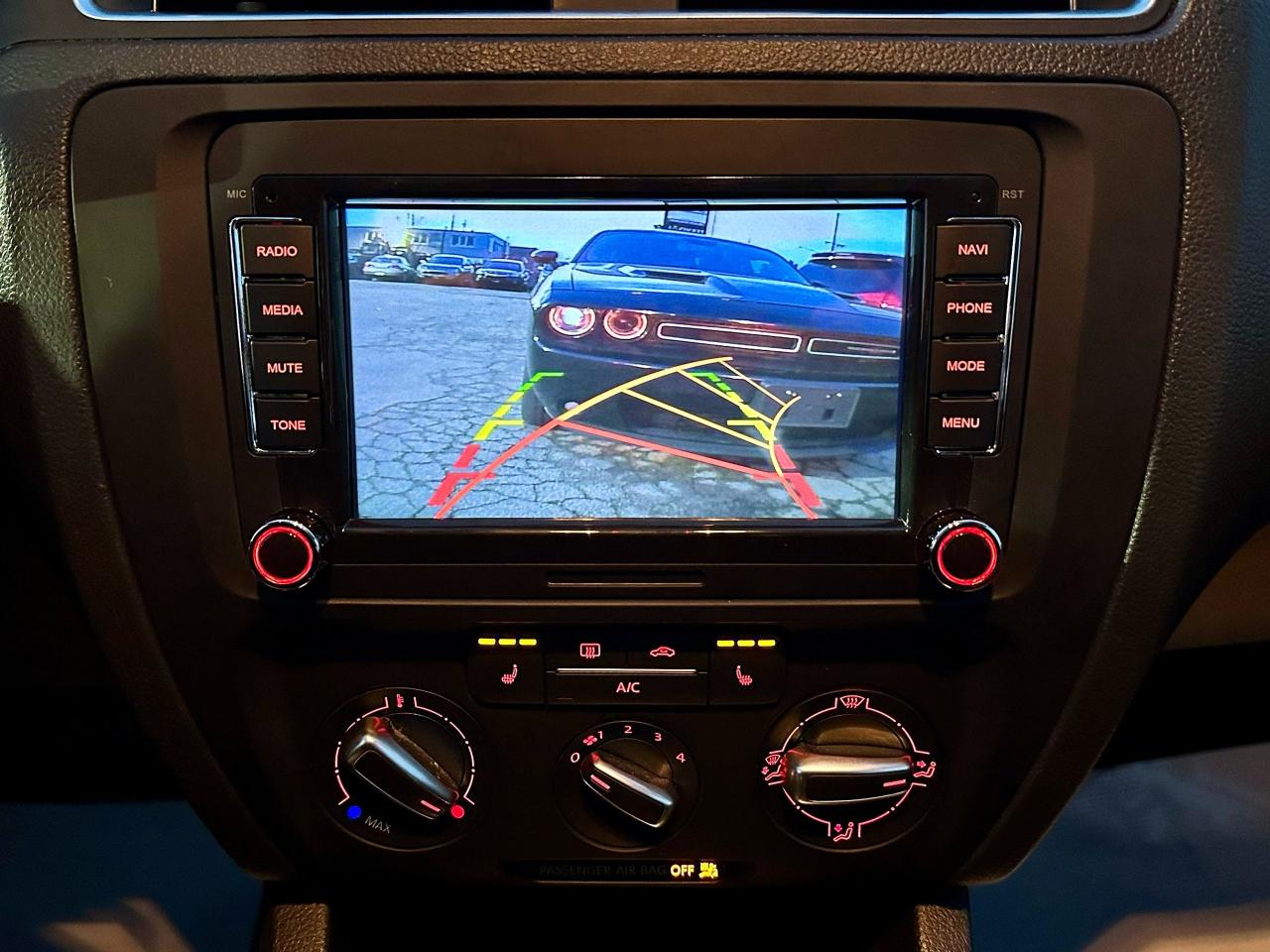 2013 Volkswagen Jetta  - Photo #17