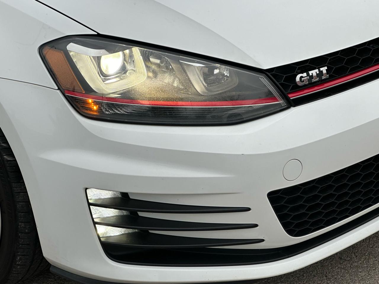 2015 Volkswagen GTI  - Photo #11