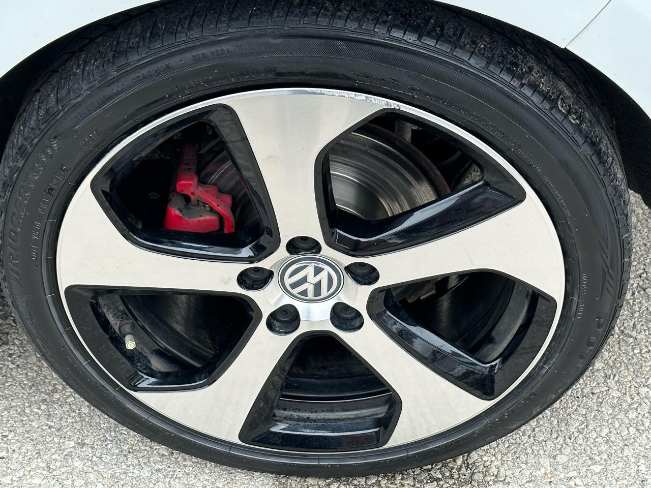2015 Volkswagen GTI  - Photo #10
