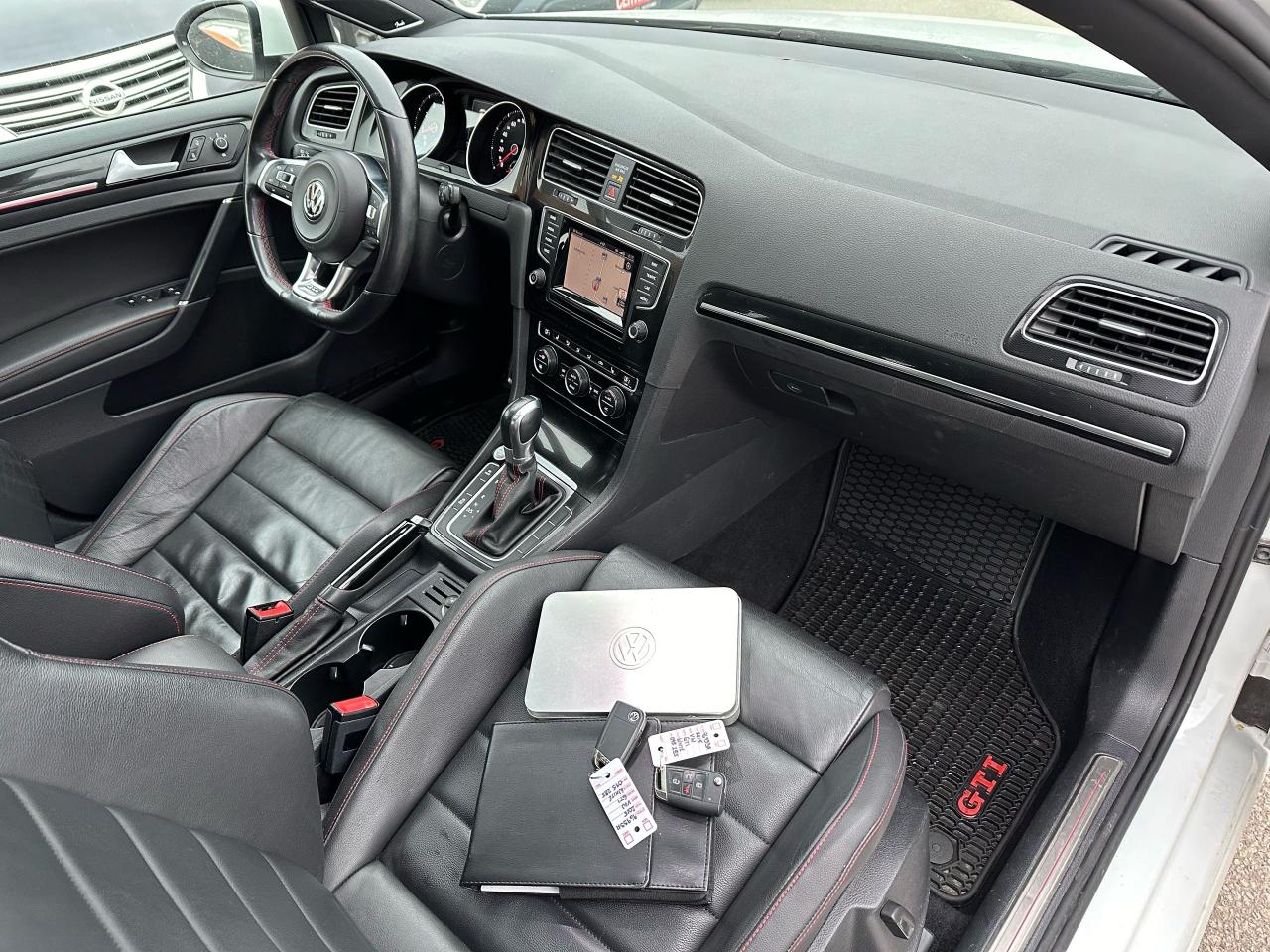 2015 Volkswagen GTI  - Photo #17