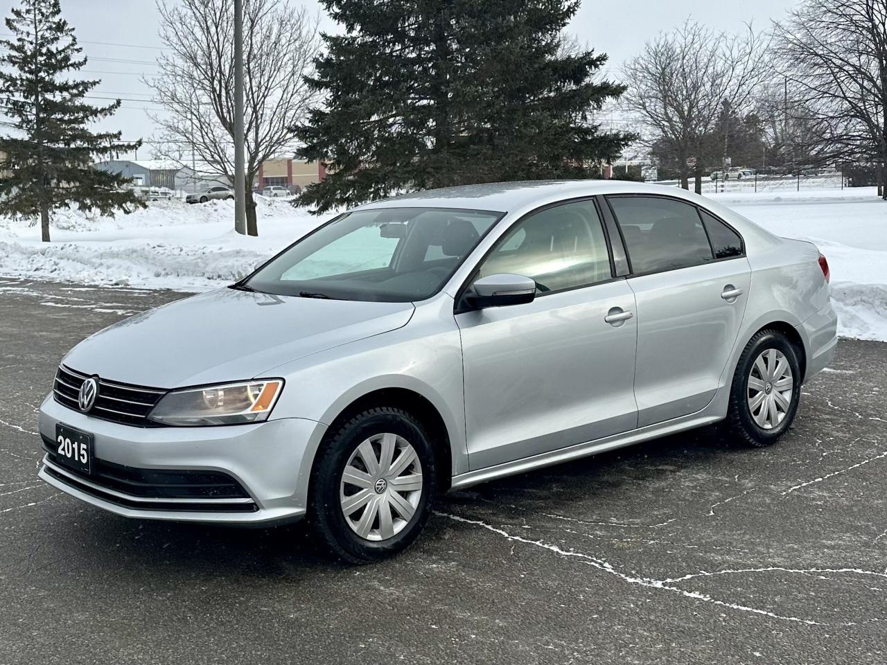 2015 Volkswagen Jetta Trendline - Photo #2