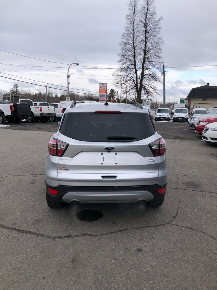 2017 Ford Escape 4WD 4dr SE - Photo #3