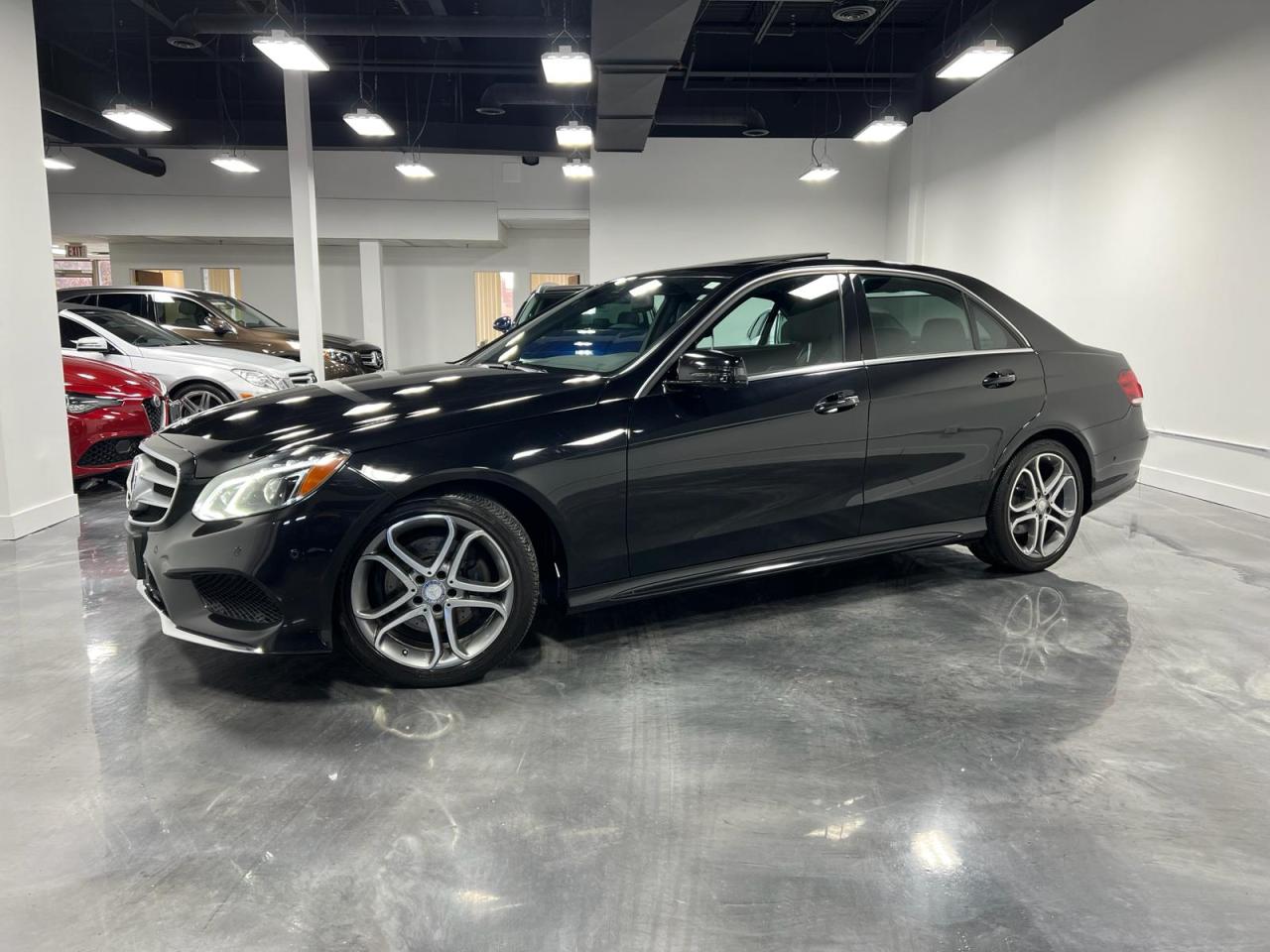 2014 Mercedes-Benz E-Class ONE OWNER E350 4MATIC LOW KM NO ACCIDENT PANO NAVI - Photo #1