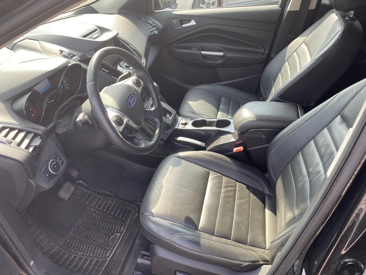 2015 Ford Escape 4WD 4DR TITANIUM - Photo #9