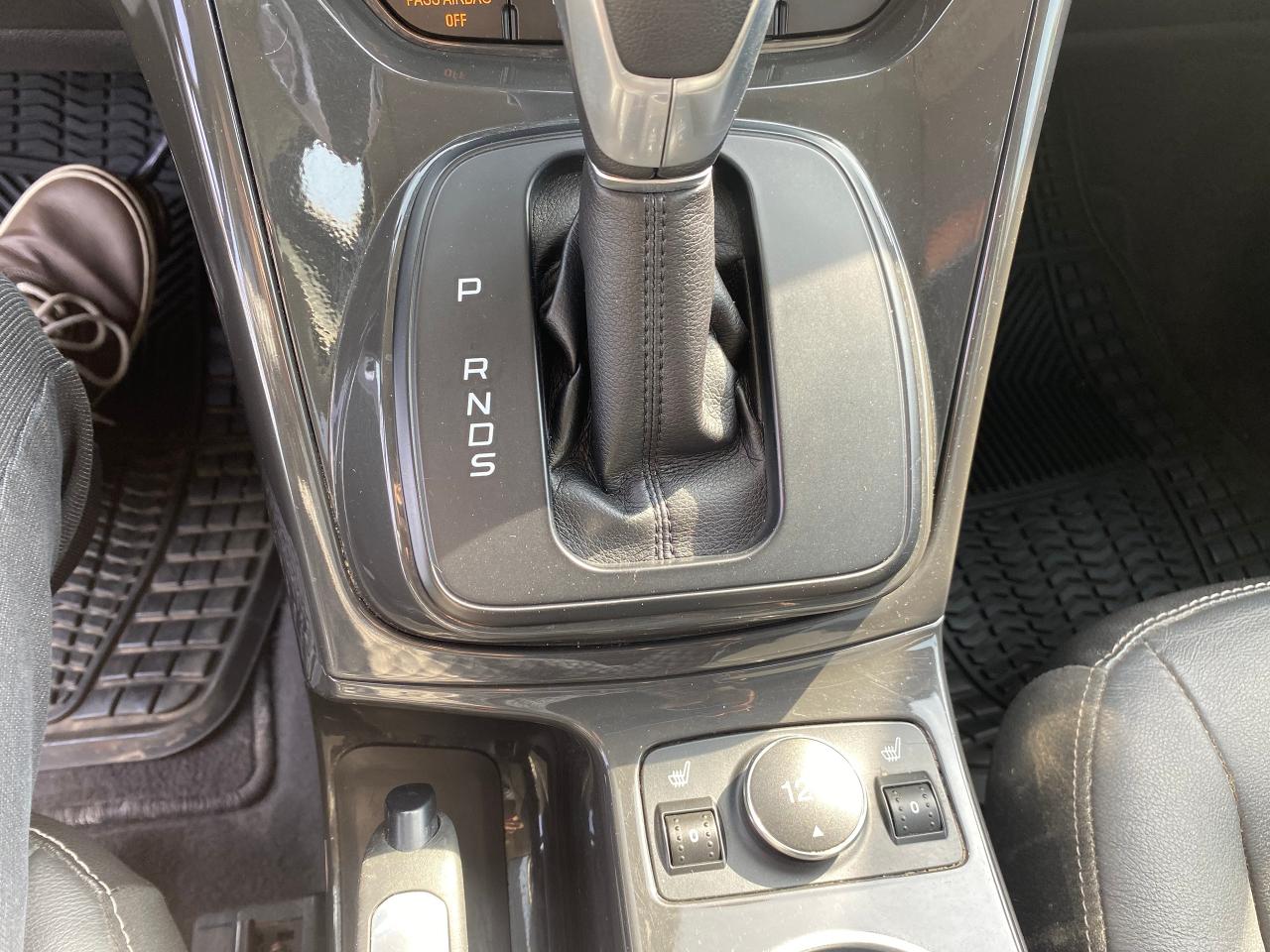 2015 Ford Escape 4WD 4DR TITANIUM - Photo #6
