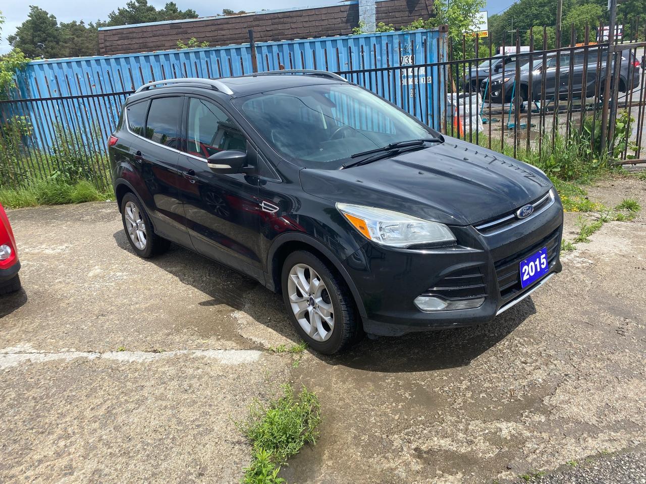 2015 Ford Escape 4WD 4DR TITANIUM - Photo #2
