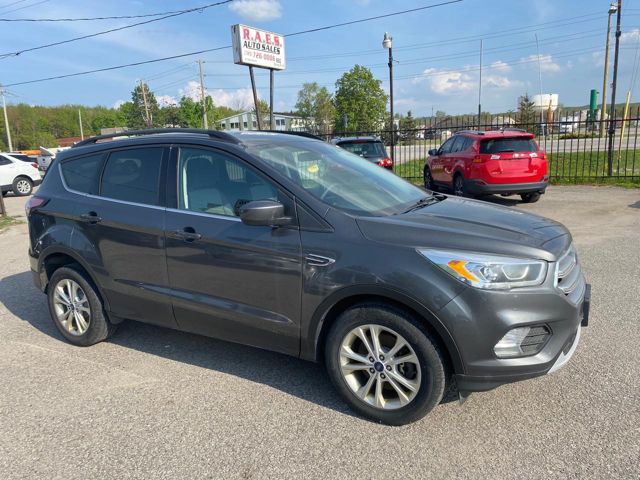 2017 Ford Escape 4WD 4dr SE - Photo #2