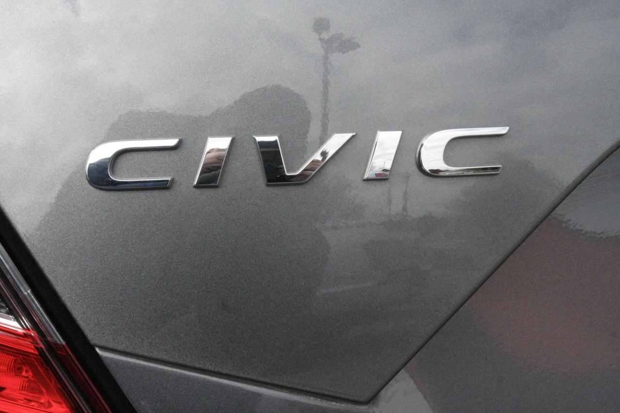 2017 Honda Civic 4dr CVT LX/ONLY 16000 KMS-LIKE NEW-PRICED TO SALE! - Photo #14