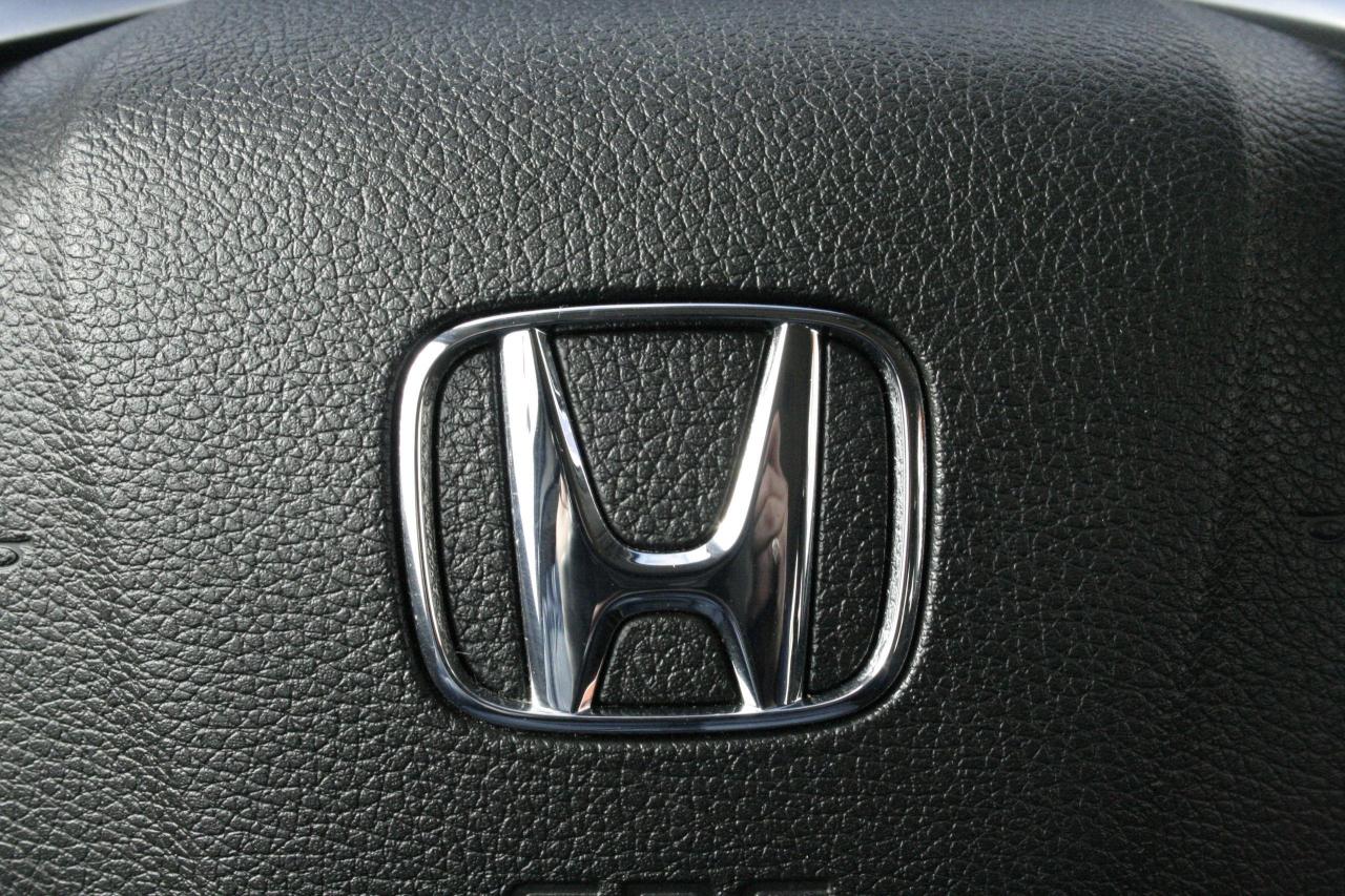 2017 Honda Civic 4dr CVT LX/ONLY 16000 KMS-LIKE NEW-PRICED TO SALE! - Photo #26