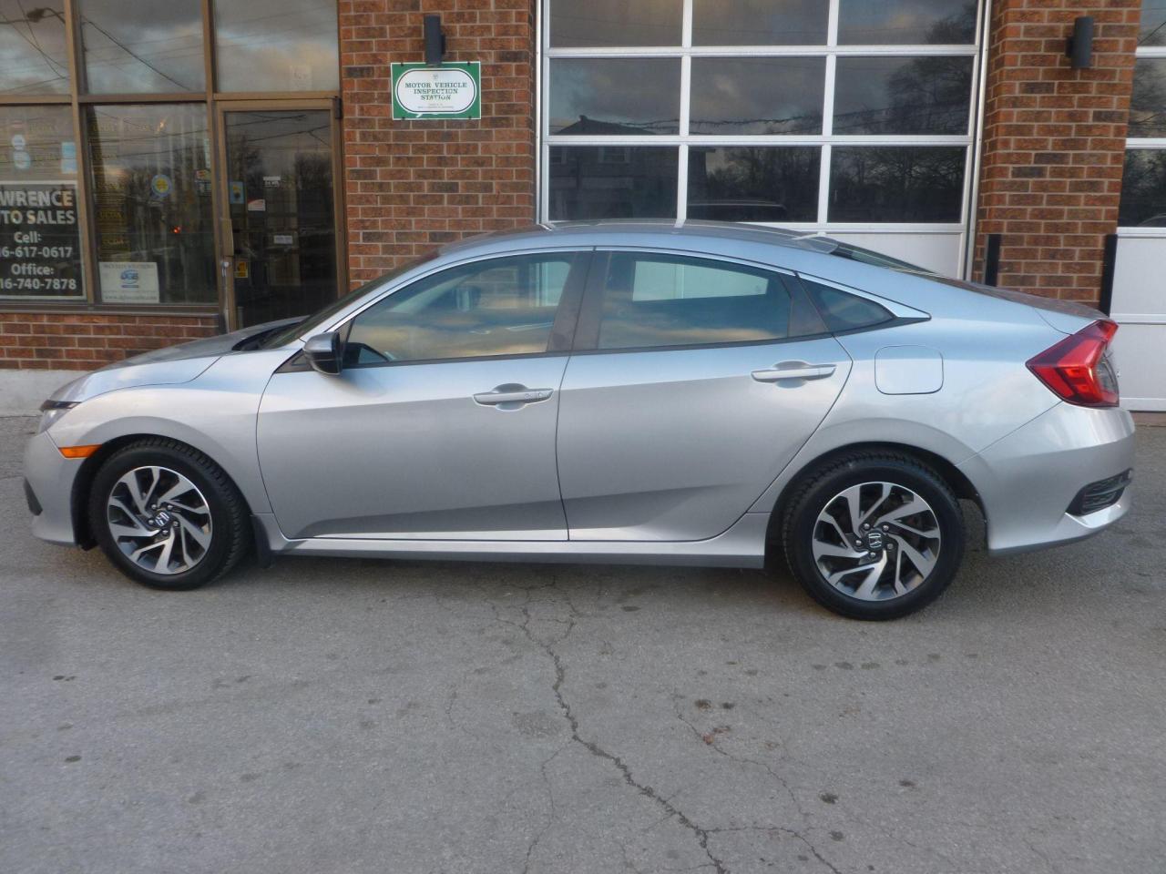 2017 Honda Civic  Photo2