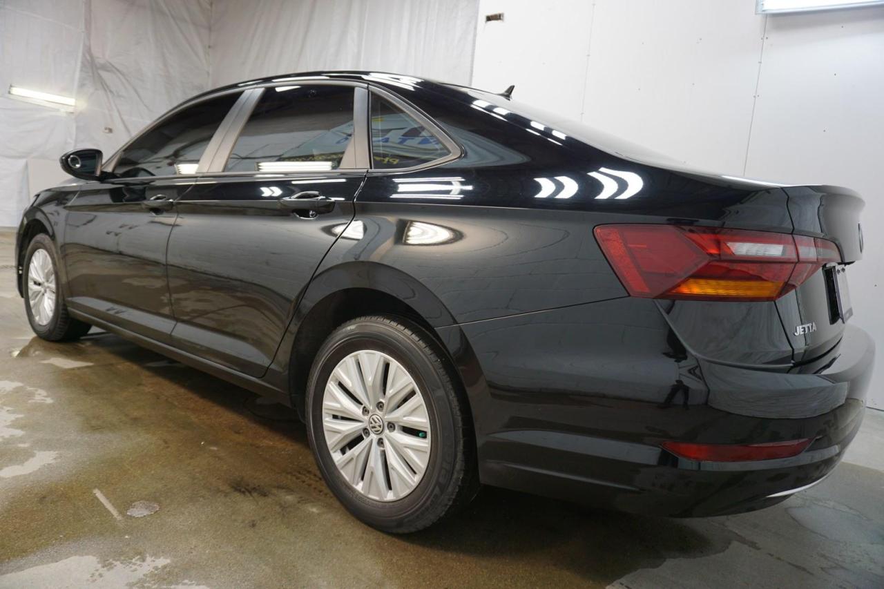 2019 Volkswagen Jetta 1.4L 6SP MANUAL *ACCIDENT FREE* CERTIFIED CAMERA BLUETOOTH HEATED SEATS CRUISE - Photo #4
