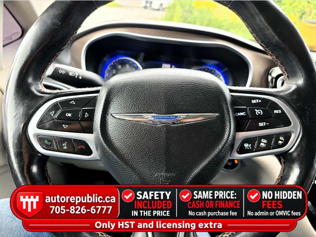 2017 Chrysler Pacifica Touring-L Plus Certified  Loaded Well Maintained Photo4