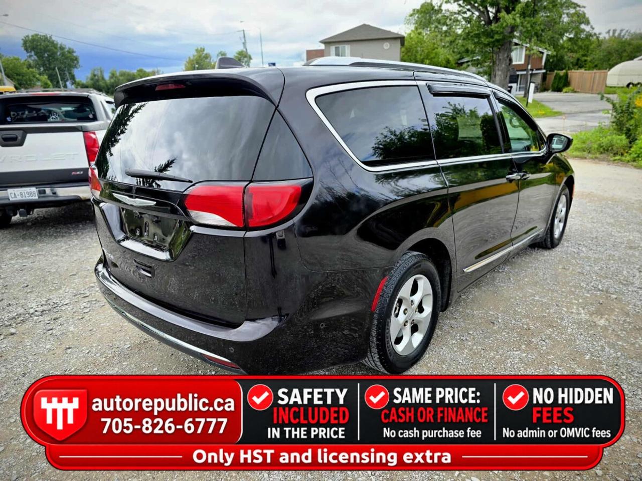 2017 Chrysler Pacifica Touring-L Plus Certified  Loaded Well Maintained Photo