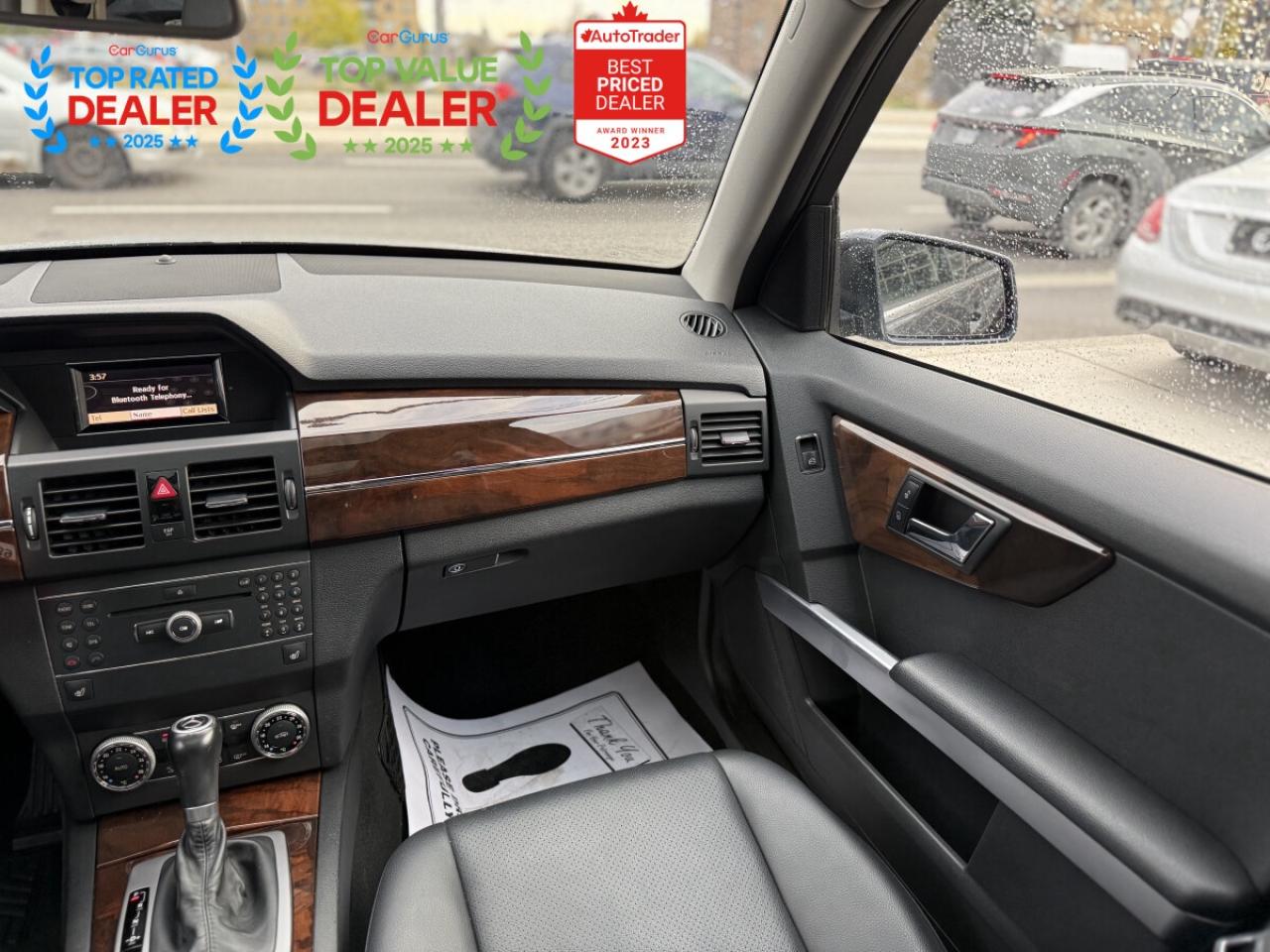 2010 Mercedes-Benz GLK-Class 350 | PREMIUM | PANO | LIKE NEW Photo