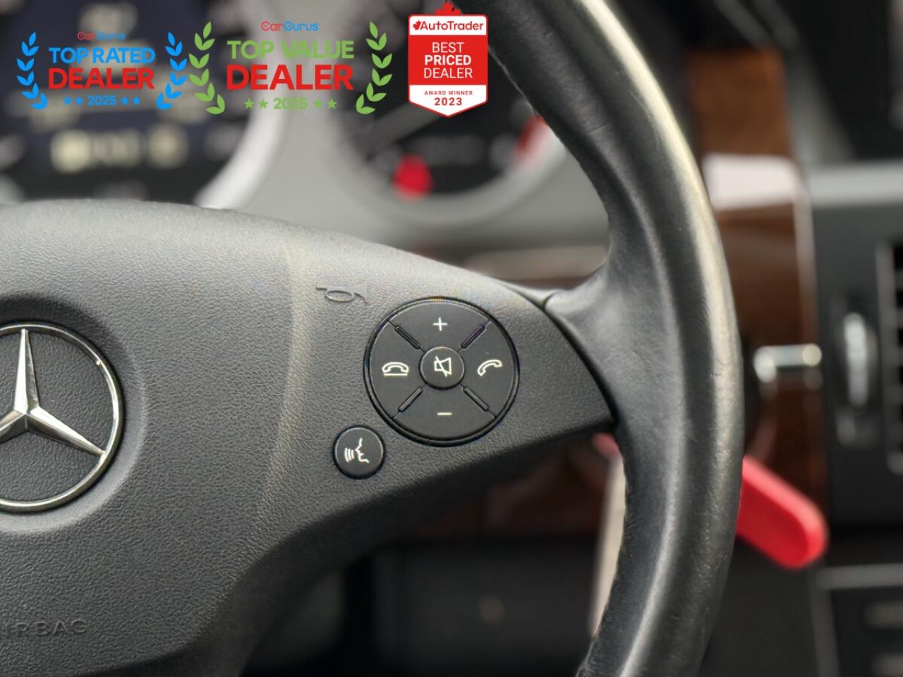 2010 Mercedes-Benz GLK-Class 350 | PREMIUM | PANO | LIKE NEW Photo