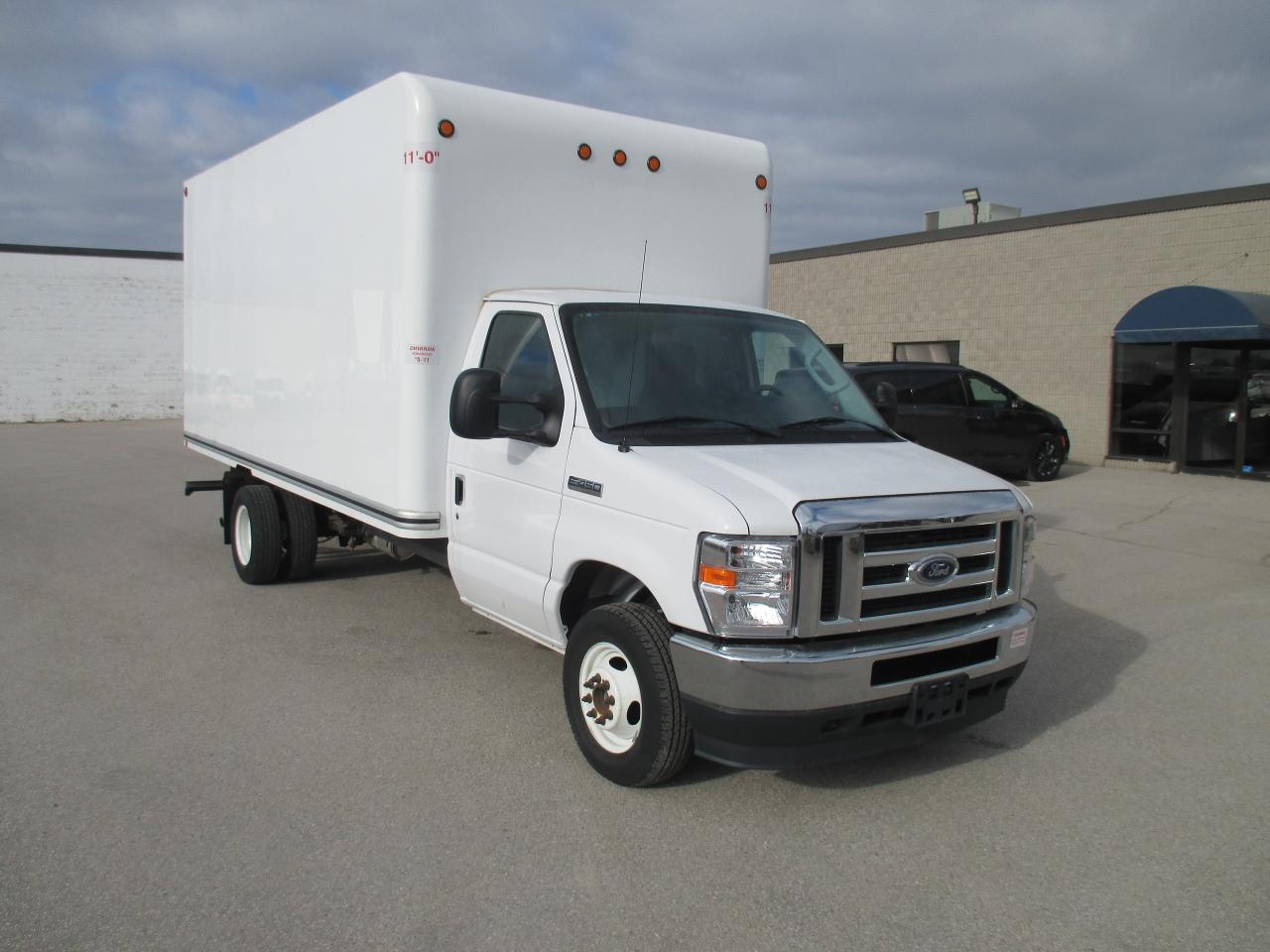 2021 Ford E-Series Cutaway E-450 DRW 176" WB - Photo #2