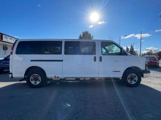 2003 GMC Savana Savana/13 Passengers/Being sold AS-IS/No Accident. - Photo #6