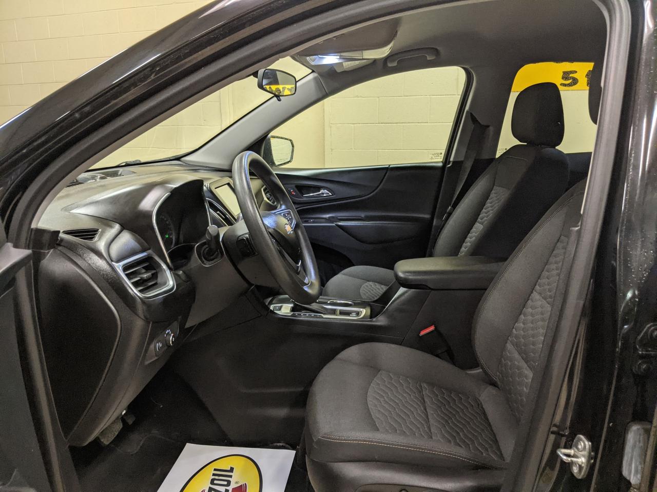 2018 Chevrolet Equinox LT - Photo #9
