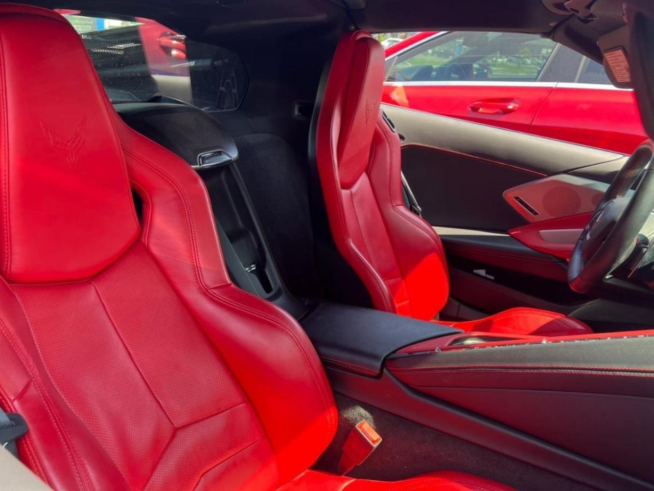 2020 Chevrolet Corvette 2dr Stingray Cpe w/2LT Z51 Clean CarFax Trades OK Photo4