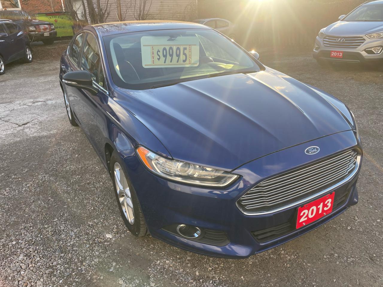 2013 Ford Fusion SE - Photo #2