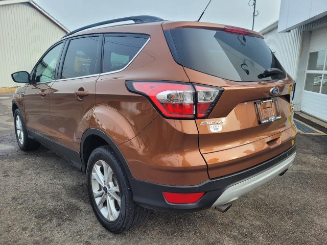 2017 Ford Escape SE AWD W/NEW FRONT PADS/ROTORS Photo3