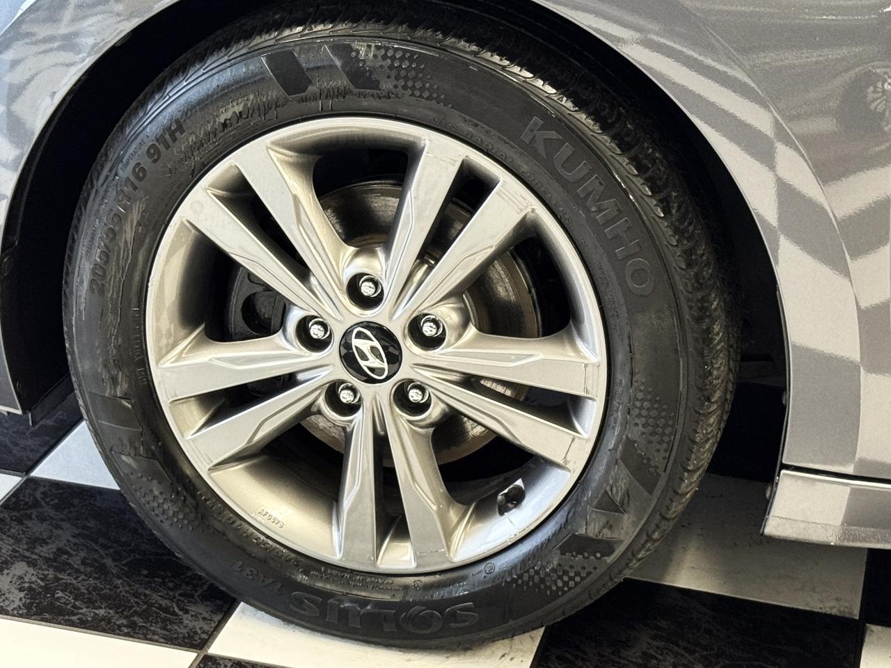 2017 Hyundai Elantra GL+Camera+Heated Steering+Blind Spot+CLEAN CARFAX - Photo #48