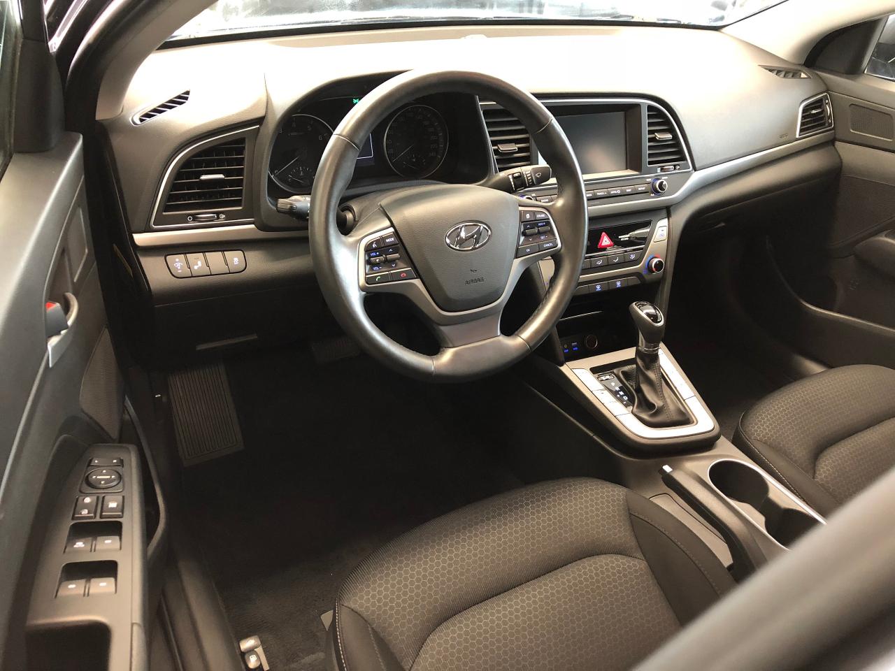 2017 Hyundai Elantra GL+Camera+Heated Steering+Blind Spot+CLEAN CARFAX - Photo #16