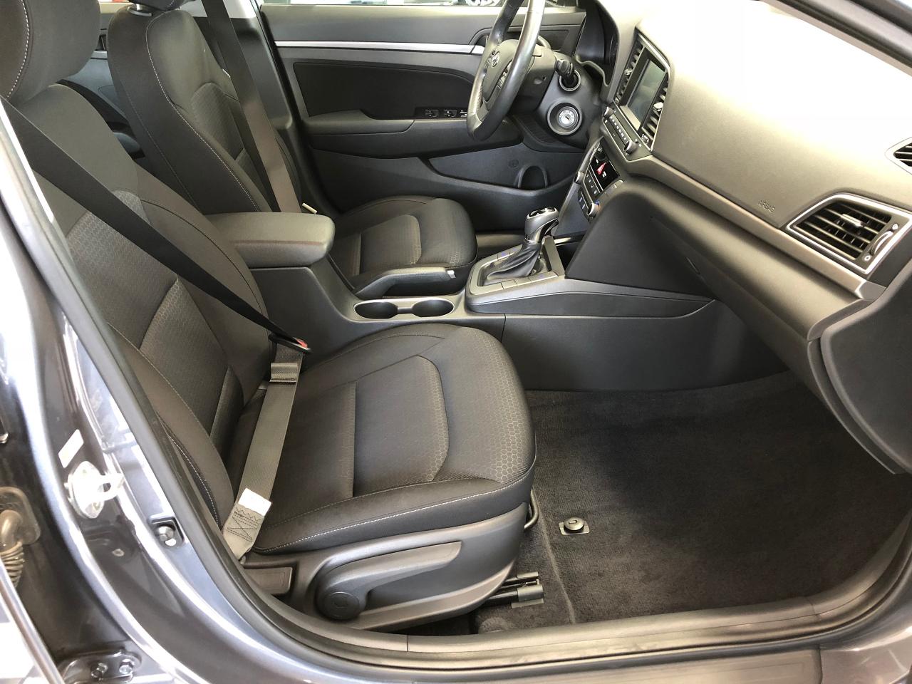 2017 Hyundai Elantra GL+Camera+Heated Steering+Blind Spot+CLEAN CARFAX Photo20