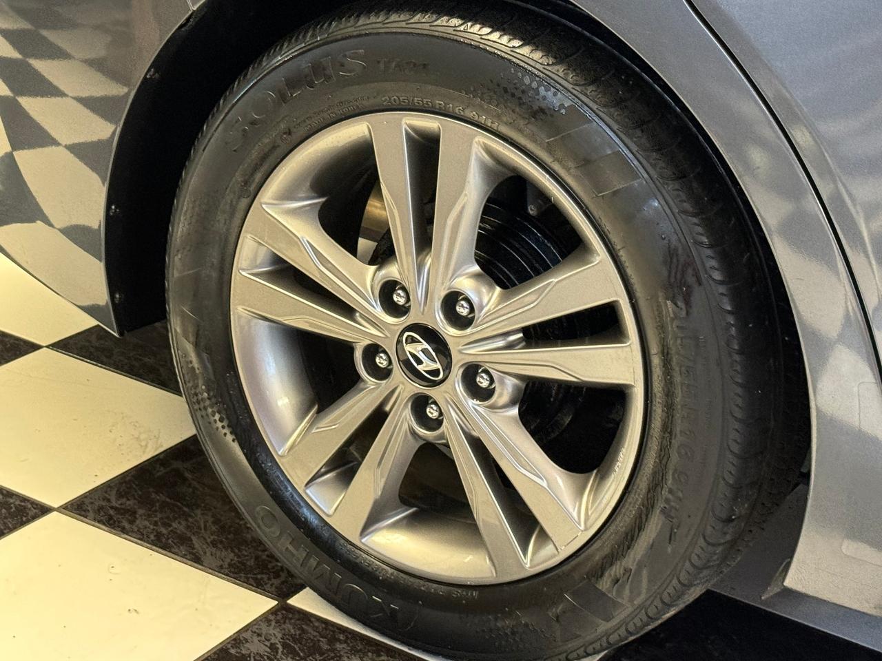2017 Hyundai Elantra GL+Camera+Heated Steering+Blind Spot+CLEAN CARFAX - Photo #50