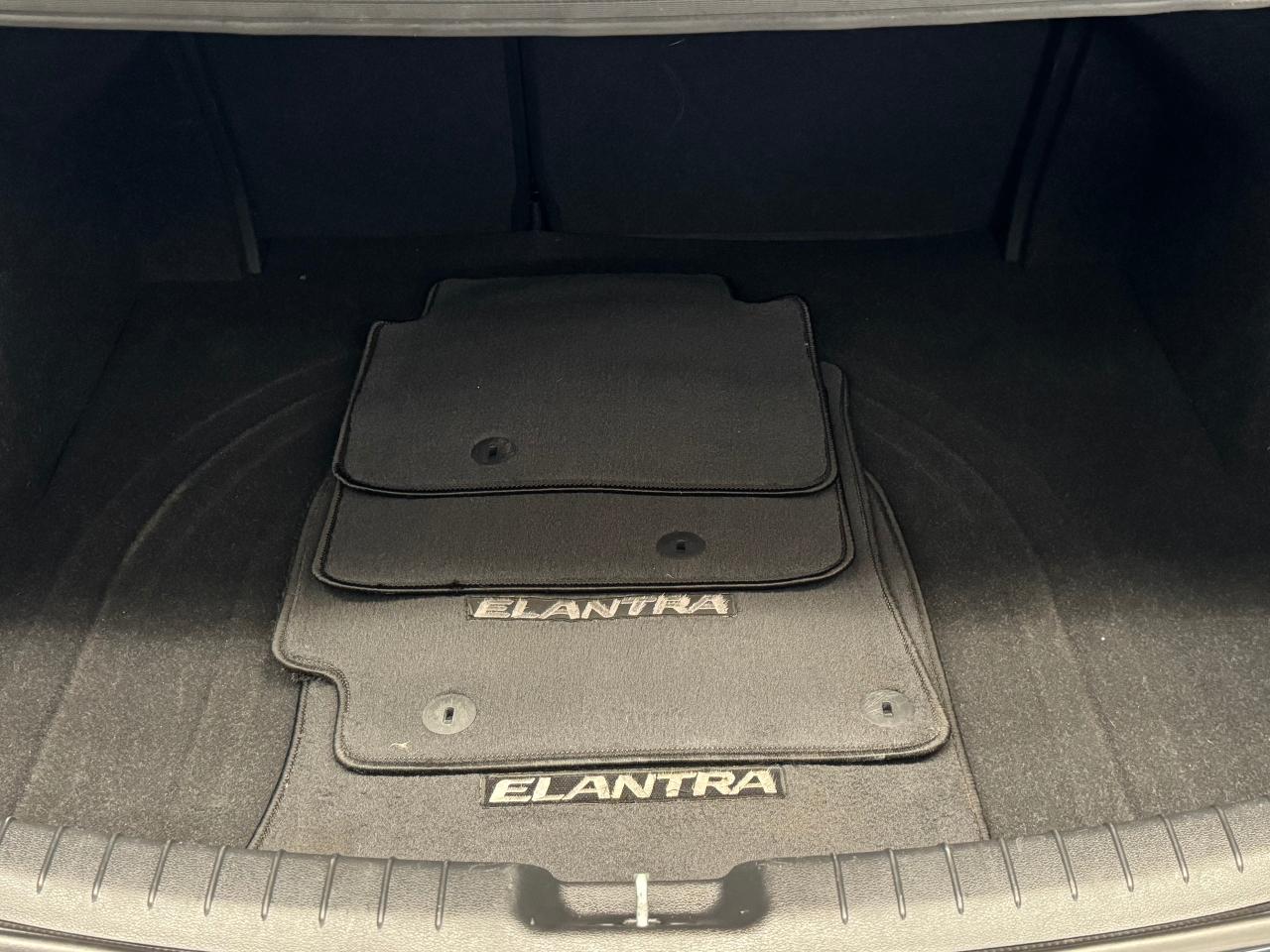 2017 Hyundai Elantra GL+Camera+Heated Steering+Blind Spot+CLEAN CARFAX - Photo #25