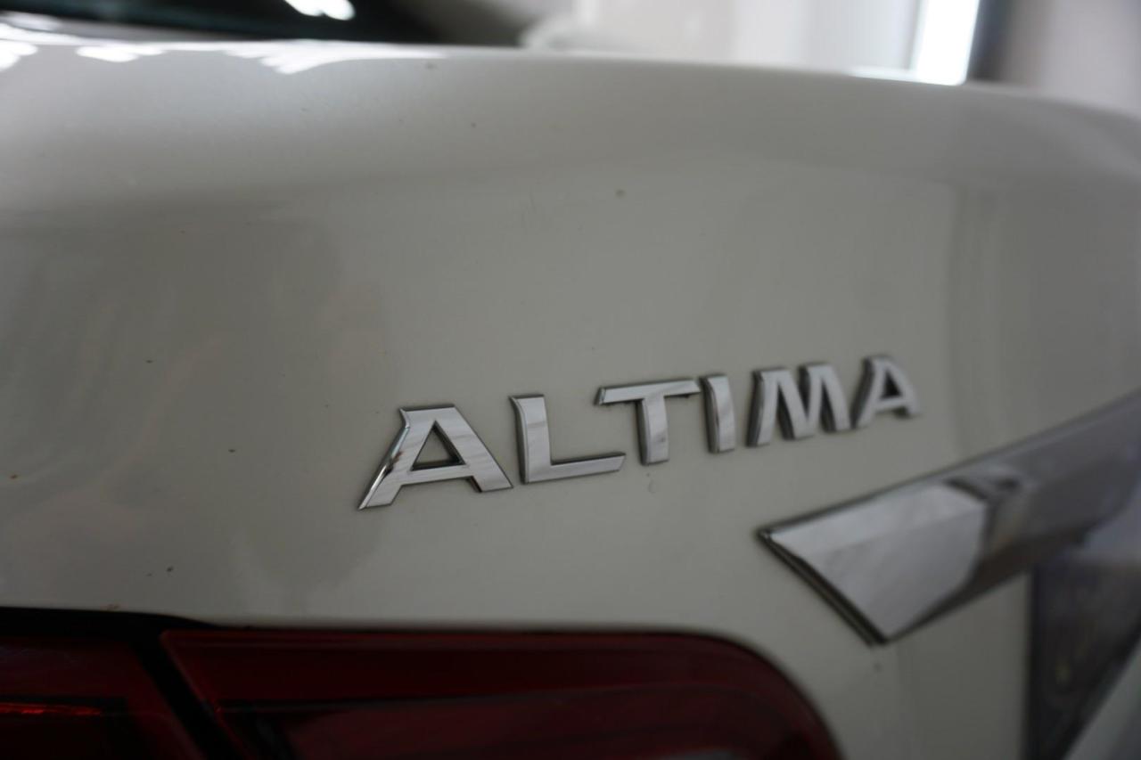 2018 Nissan Altima 2.5 SV *SERVICE RECORDS* CERTIFIED CAMERA NAV BLUETOOTH HEATED SEATS SUNROOF CRUISE ALLOYS - Photo #35