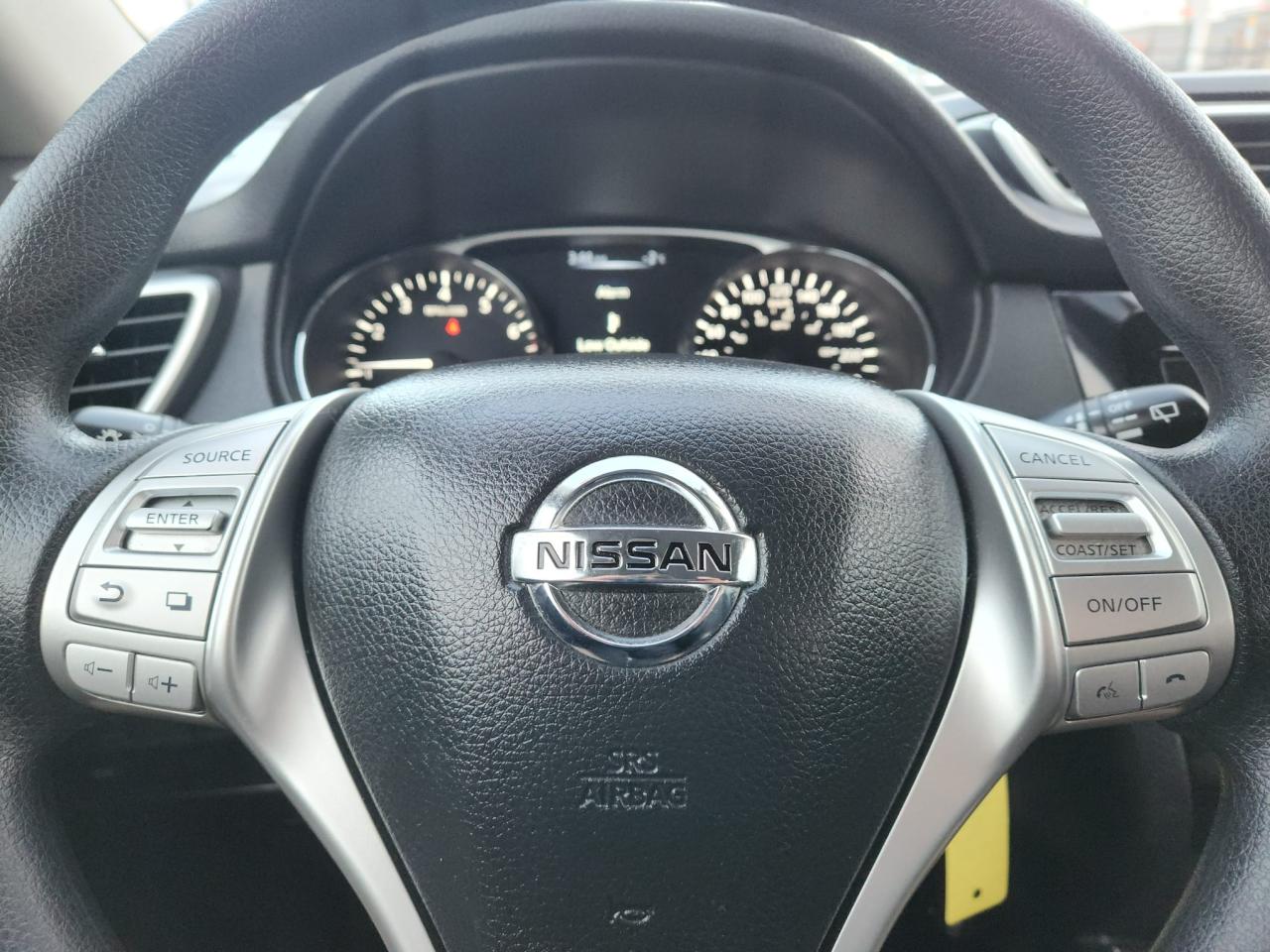 2015 Nissan Rogue FWD 4dr S - Photo #13