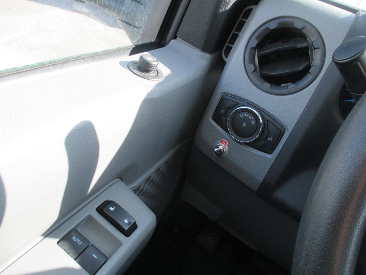2023 Ford E450 E-450 DRW 176" WB with power tail gate loader - Photo #12
