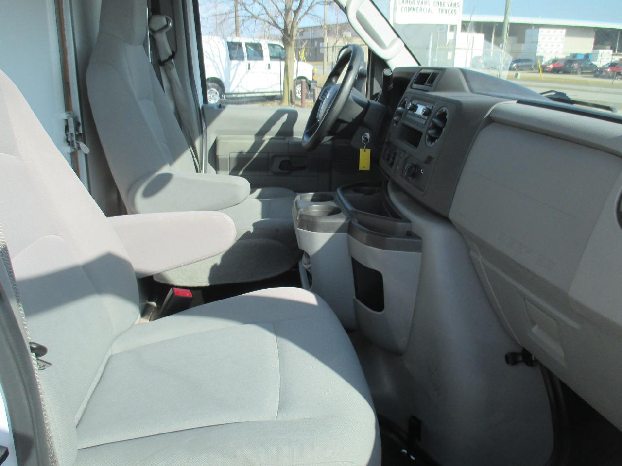 2023 Ford E450 E-450 DRW 176" WB with power tail gate loader - Photo #8