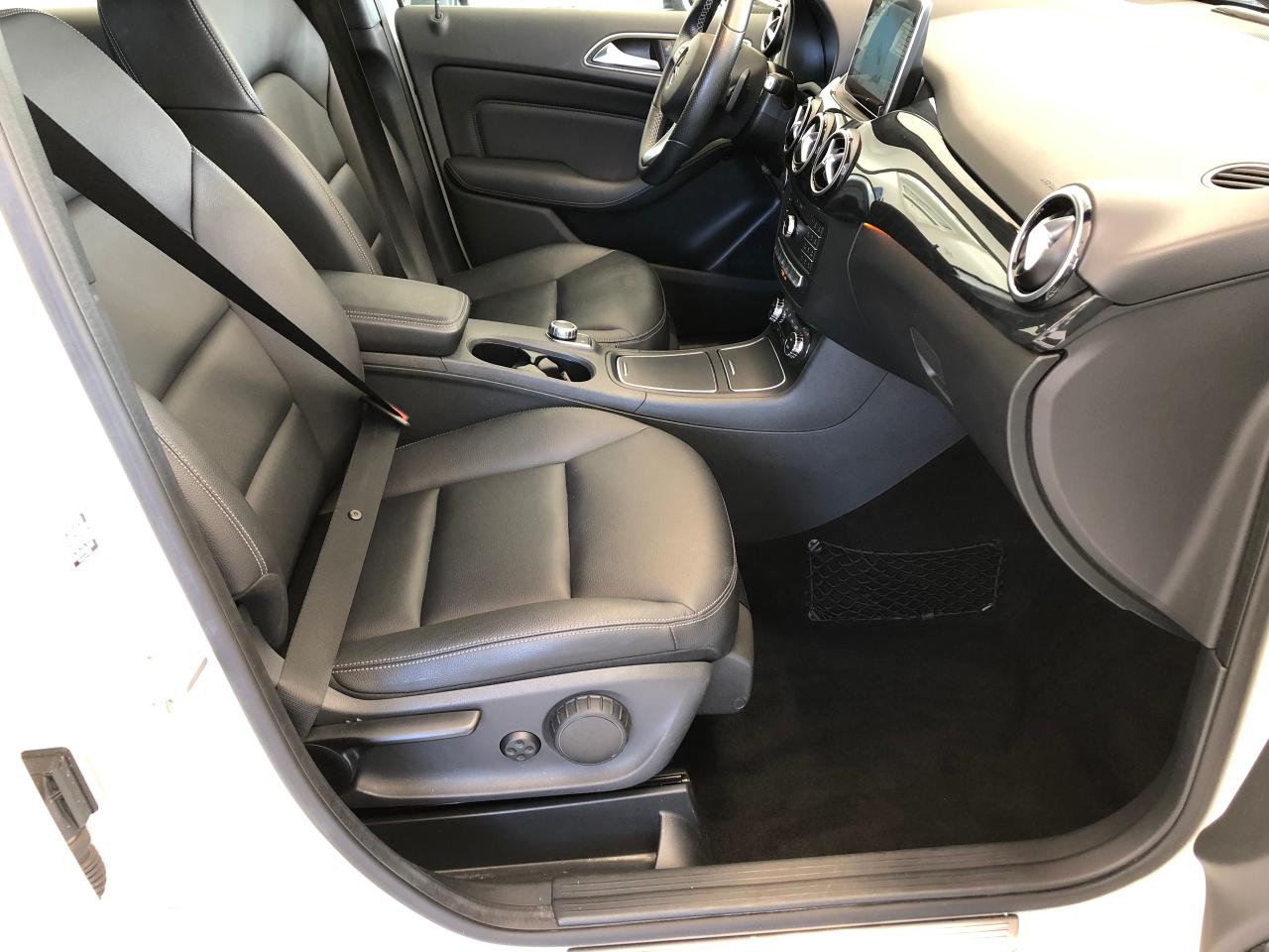 2015 Mercedes-Benz B-Class 4Matic+GPS+Power Seat+Blind Spot+Collision Alert Photo92