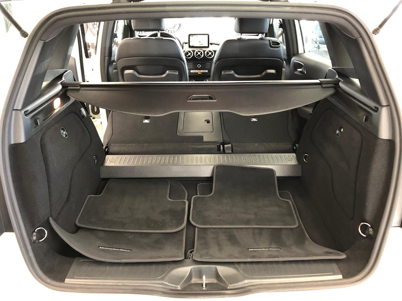 2015 Mercedes-Benz B-Class 4Matic+GPS+Power Seat+Blind Spot+Collision Alert Photo97