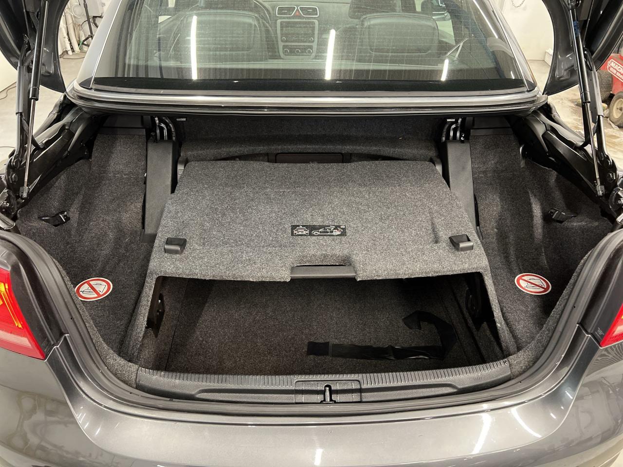 2012 Volkswagen Eos 2.0T COUPE SUNROOF CONVERTIBLE HARD-TOP | LEATHER Photo